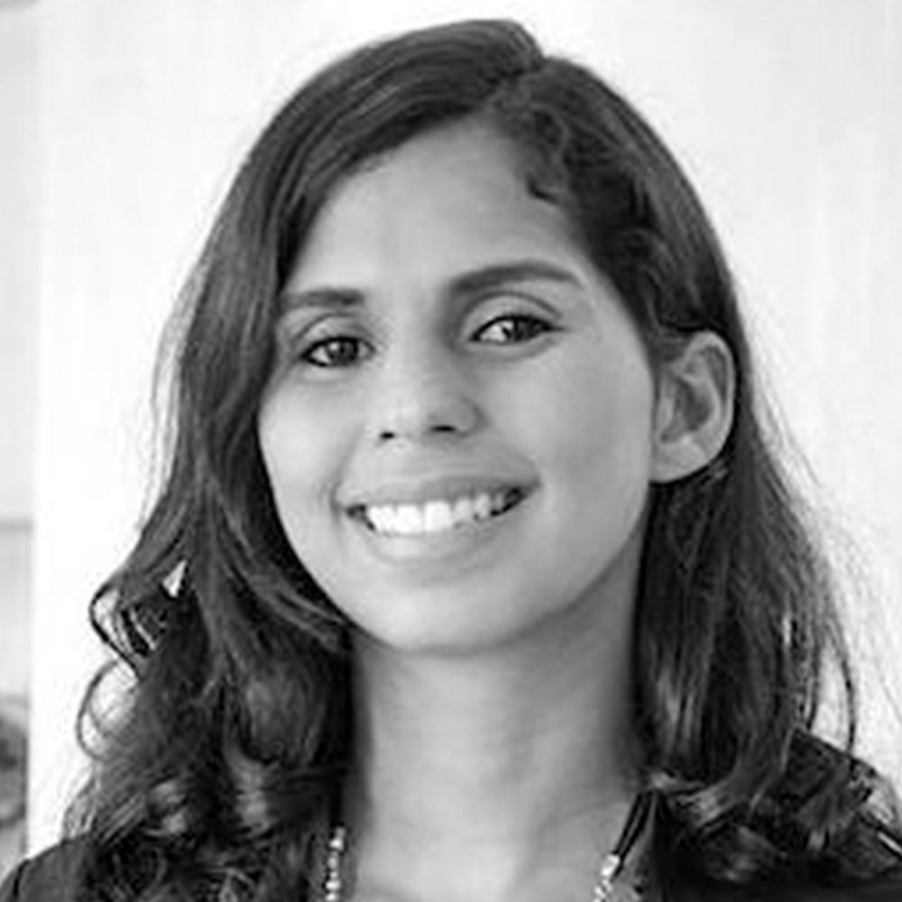 Glennys Sánchez, Senior Associate